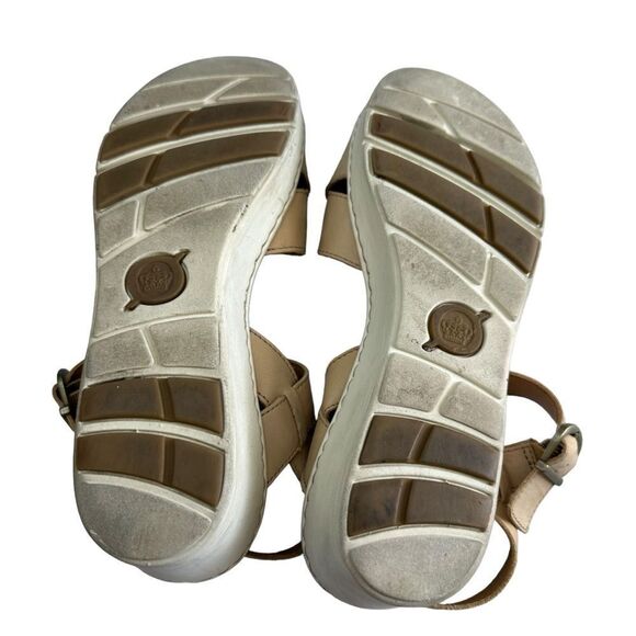Born Leather light tan Wedge Sandals women’s size 10 - Picture 3 of 4